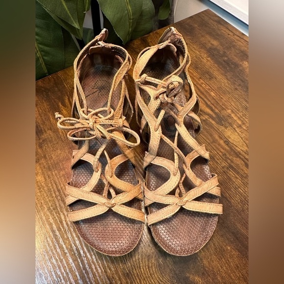 OTBT Nomadic Leather Hickory Women’s Sandals Size 9.5 - Picture 4 of 10